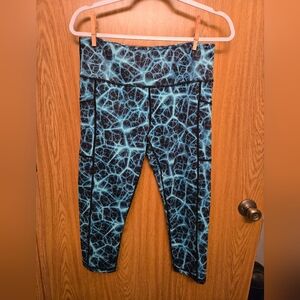 Constantly Varied Gear CVG Womens Capris Size Large